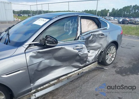 2020 Jaguar Xf 25T Premium Rwd Automatic из США, поврежденный, VIN SAJBD4FX6LCY85818